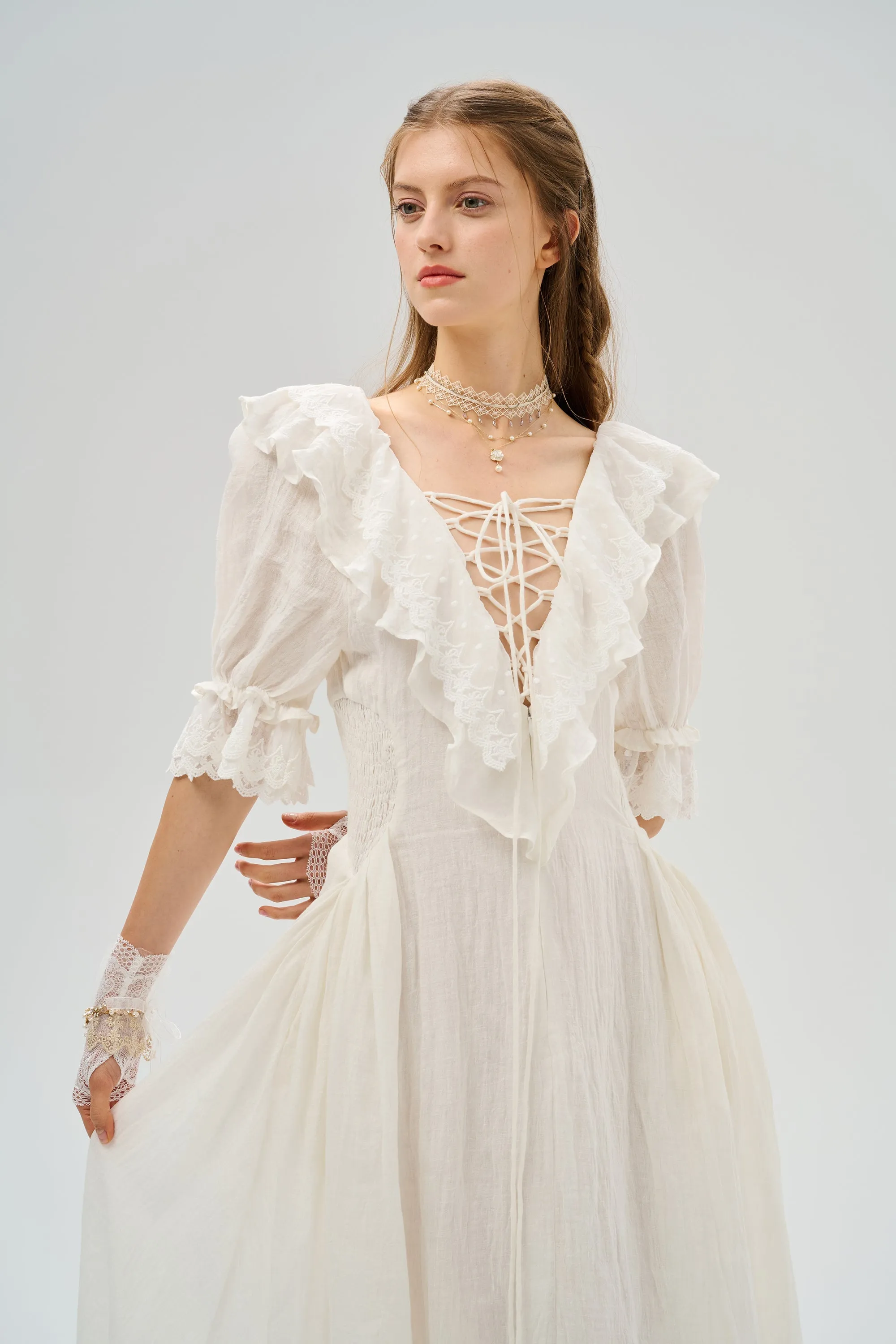 Elysia 15 | Lace-up linen flared dress