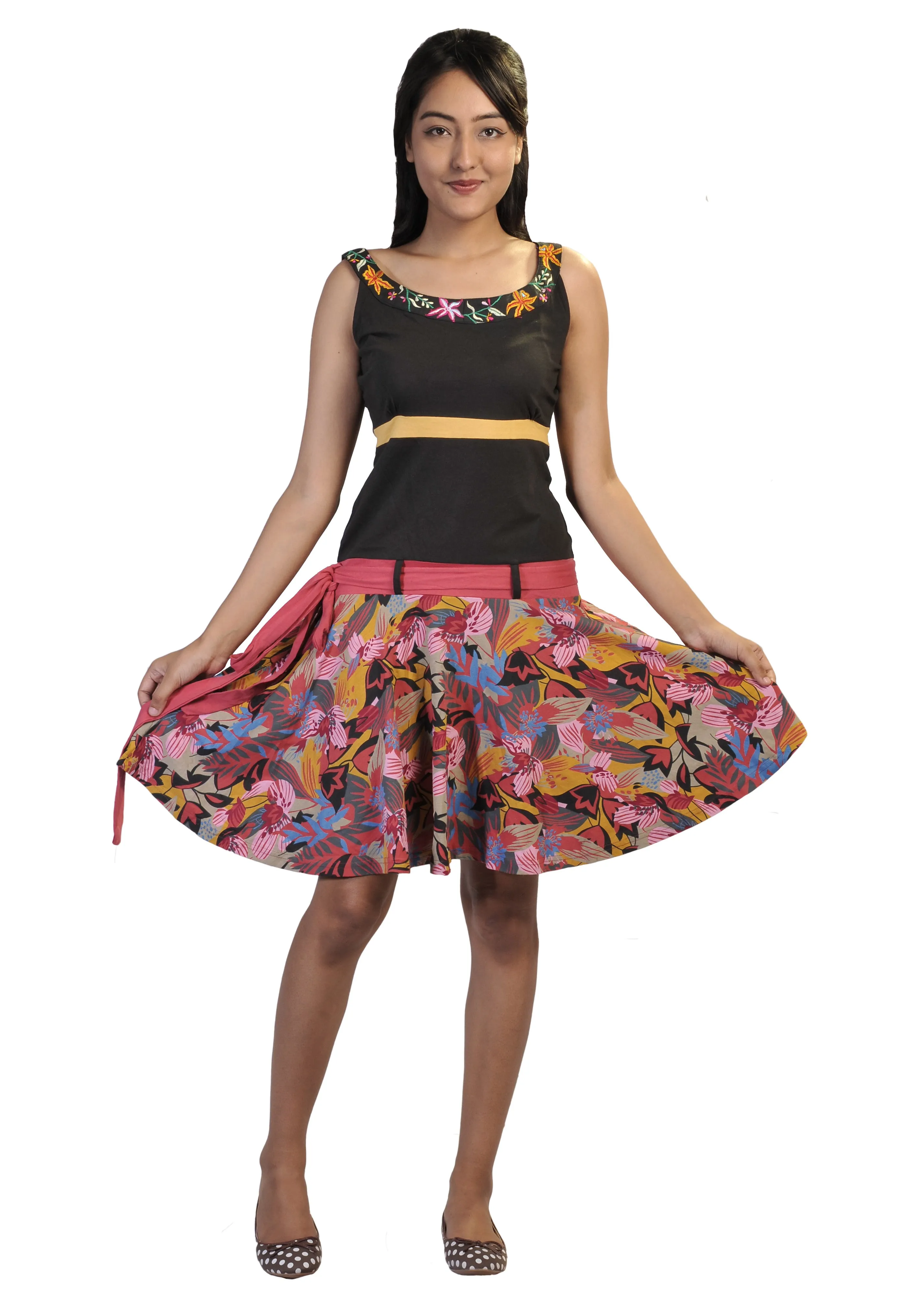 Ladies Sleeveless Dress With Colorful Flower Pattern Print.